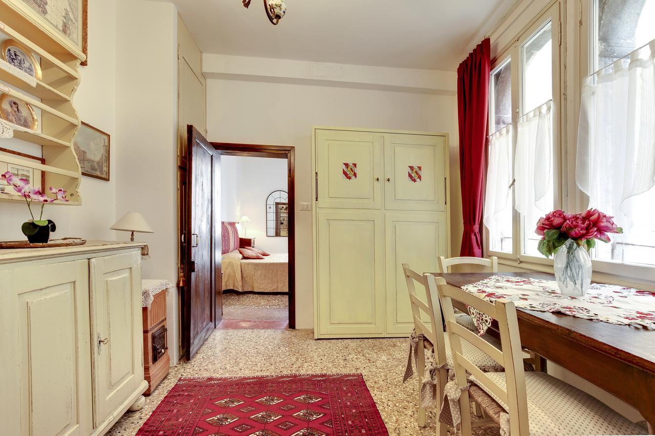 Ca' Badoer Frari Apartment Venesia Bagian luar foto